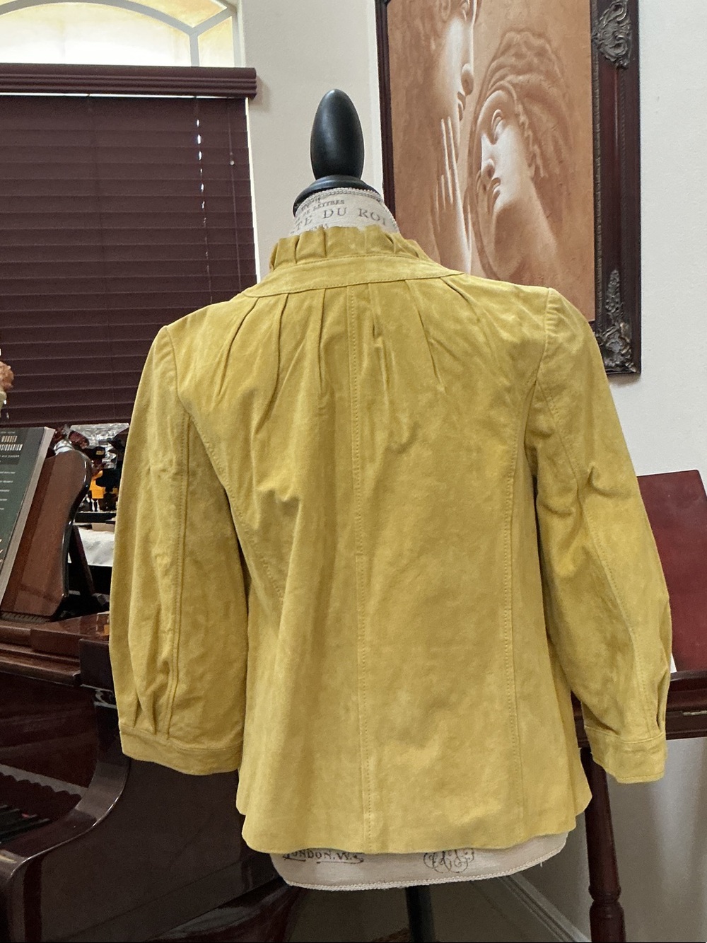 Dialogue Yellow Leather Suede Button-Front Jacket - Picture 4 of 6